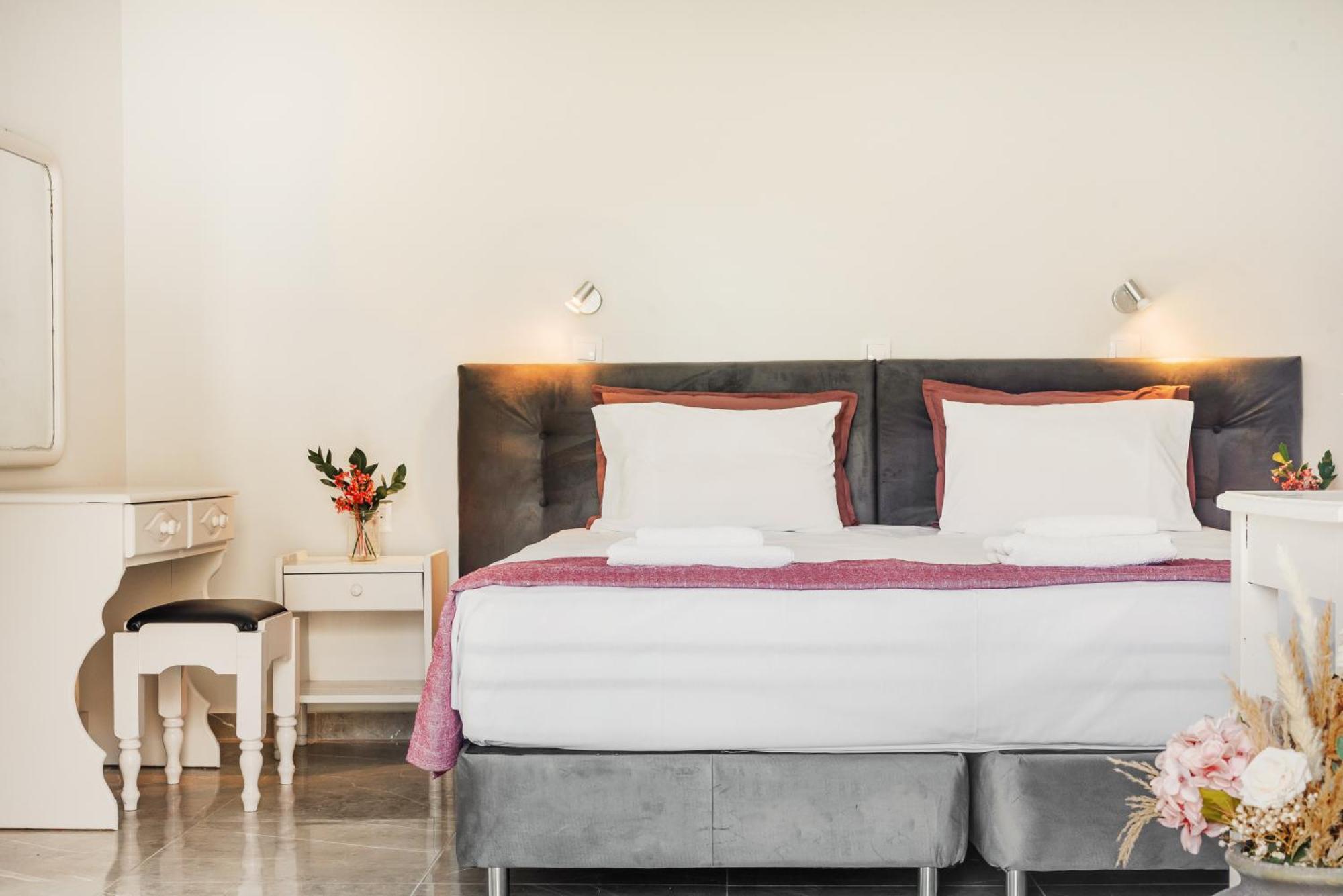 Kates Apartments Kávos Екстериор снимка