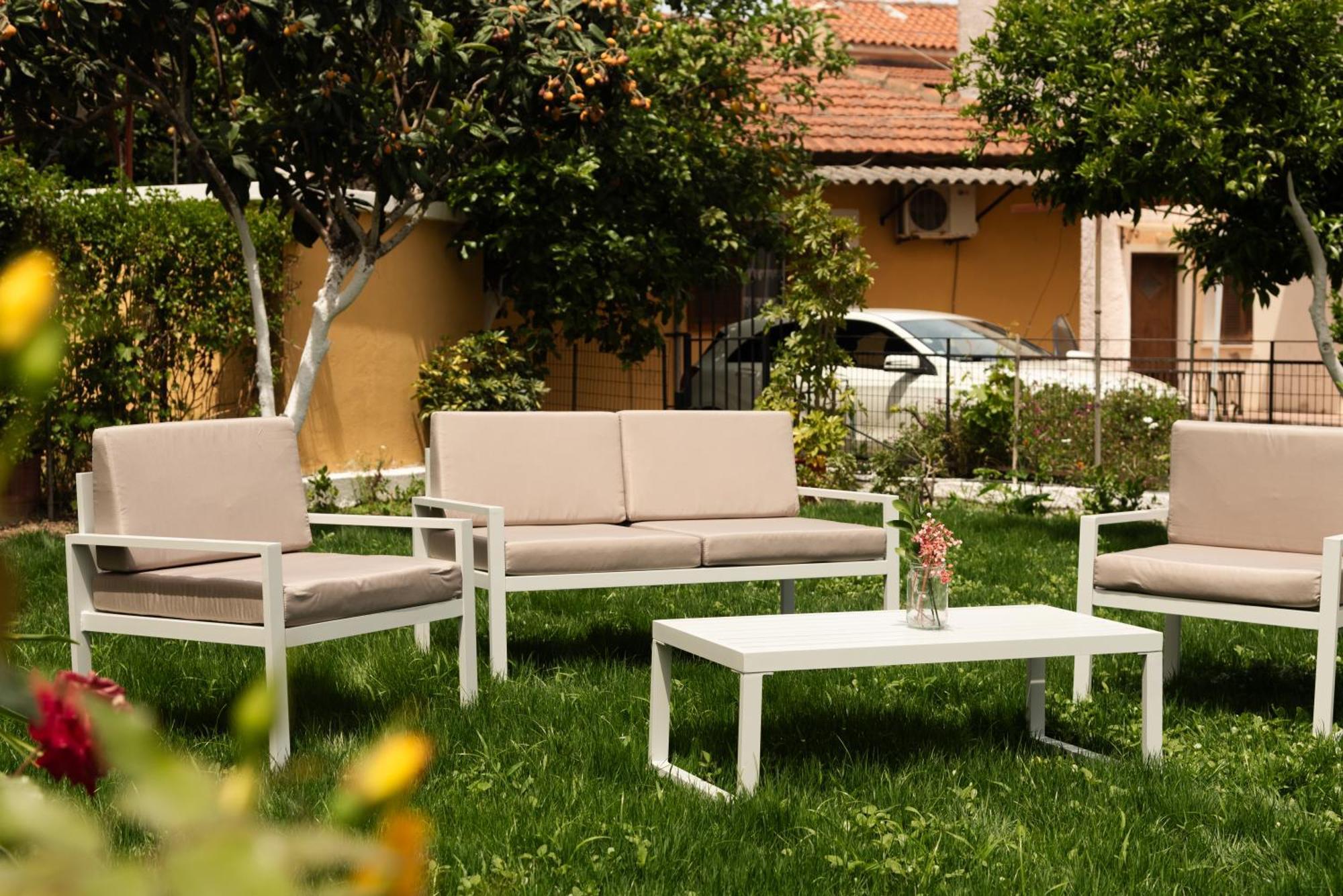 Kates Apartments Kávos Екстериор снимка