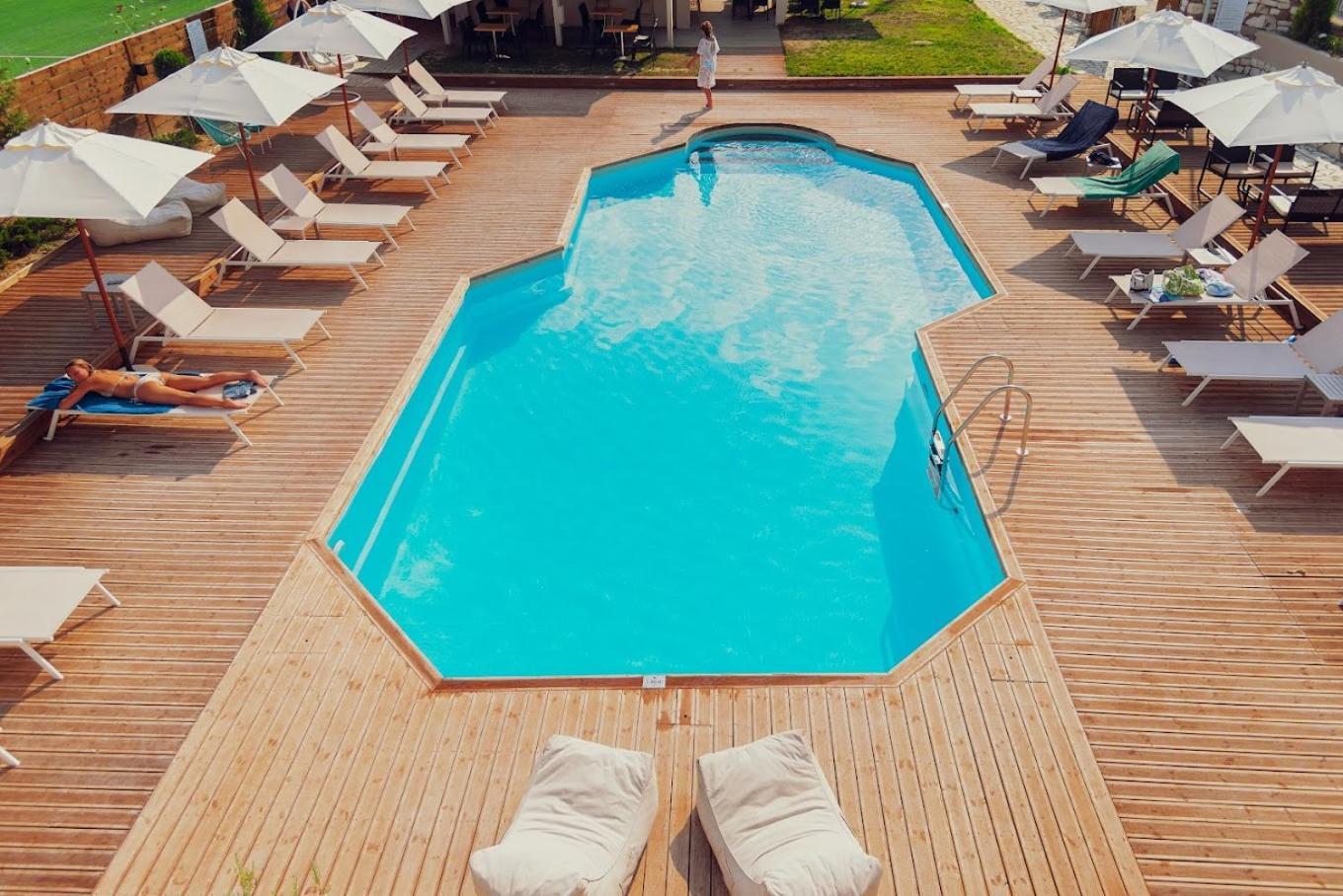 Kates Apartments Kávos Екстериор снимка